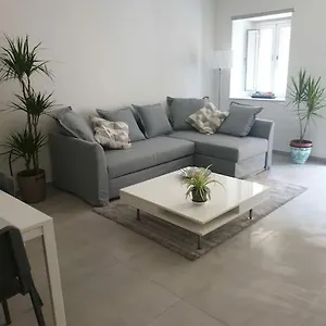 Apartamento Teatro Massimo Bellini Nuovo2+3a/c, Catania